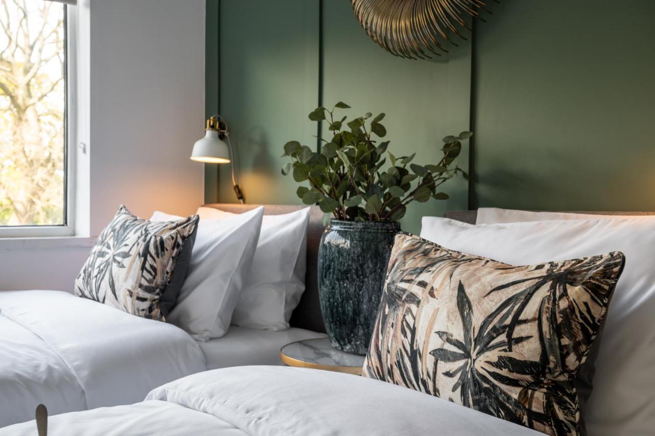 Large Luxury Solihull House - The Residence - Close To Nec - Sleeps 9 Bagian luar foto